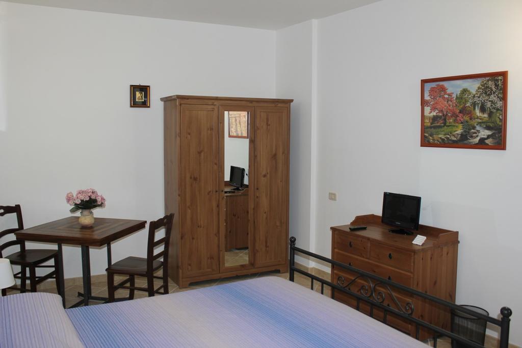 Azienda Vitivinicola Sergio Del Casale Vasto Exteriör bild