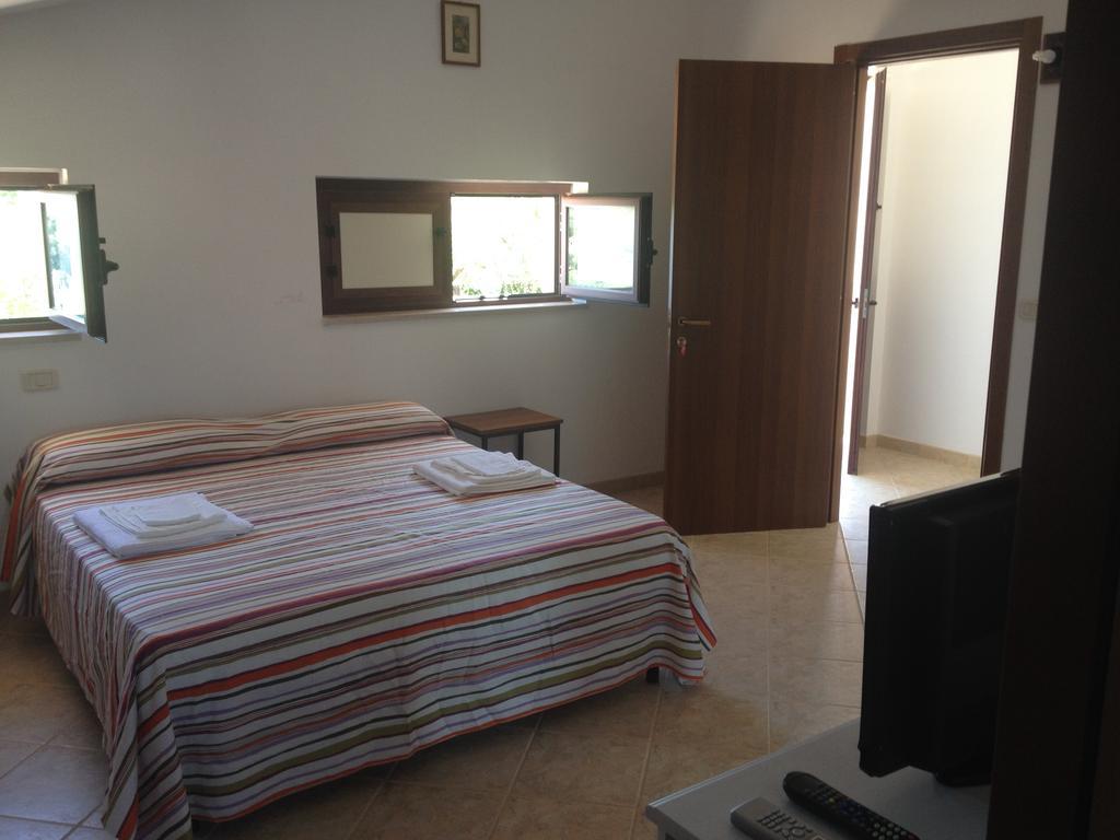 Azienda Vitivinicola Sergio Del Casale Vasto Exteriör bild